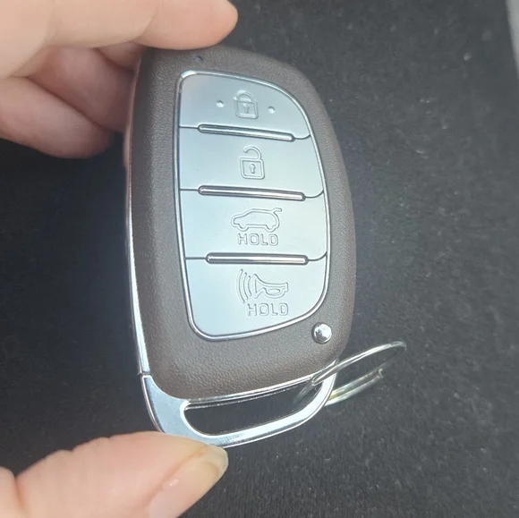 NEW Vehicle Key Fob 2017 Hyundai Elantra Never Programmed Car - Picture 2 of 3